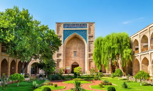 الدراسة في أوزبكستان